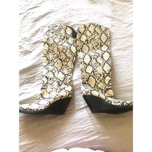 Jeffrey Campbell Boot